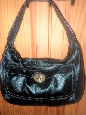 Coach Ergo Black Crushed Patent Leather Hobo Bag Gold Turnlock Accent 11009